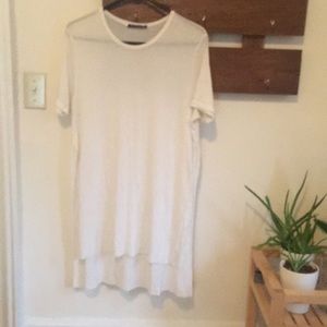 Side slit white t shirt